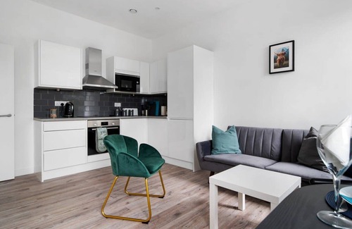 Aylesbury Apartment | Livestay Modern One Bed Apartment in Aylesbury16