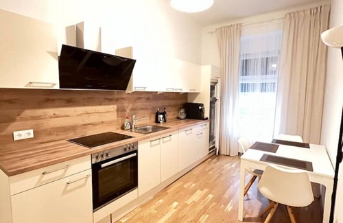 Eggenberg Apartment | Living Graz Eggenberg Top 9