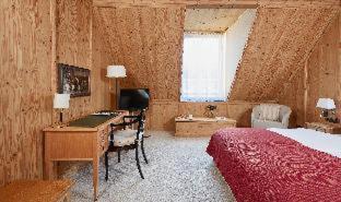 Dusseldorf Old Town Hotel | Living Hotel De Medici