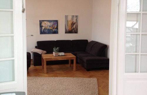 Lage Apartment | Living in the middle of the city
