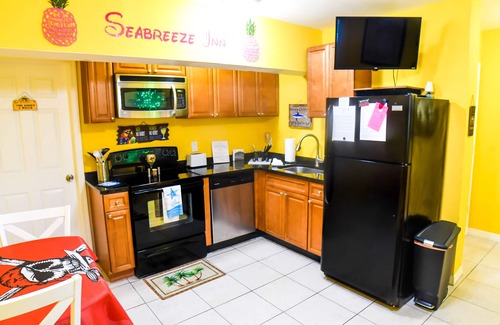 Madeira Beach Apartment | LIVING SALTY