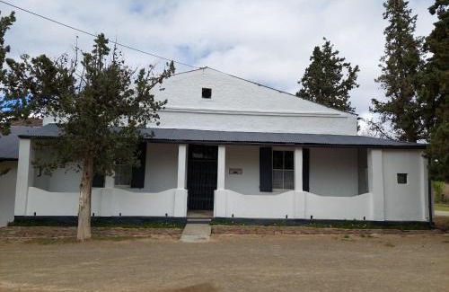 Nieu-Bethesda House | Living Waters House