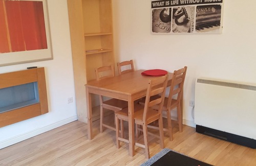 Livingston Apartment | Livingston Contract & Business Apartment