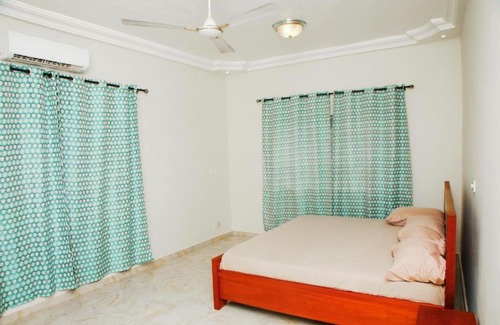 Tokuse House | Liz Cottage