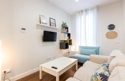 Triana Apartment | LJ Amplio en Triana con Parking para Nomadas digital