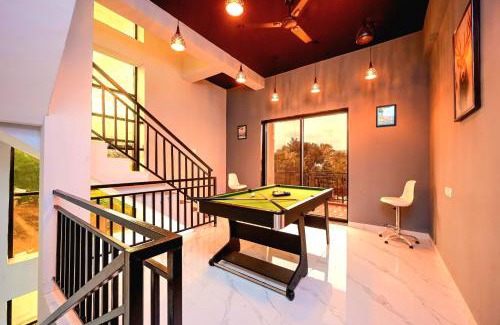 Malavli Villa | ll EMPYREAN STAY ll LUXE ll SU CASA VILLA ll 4BHK ll AC ll LARGE POOL ll POOL TABLE ll
