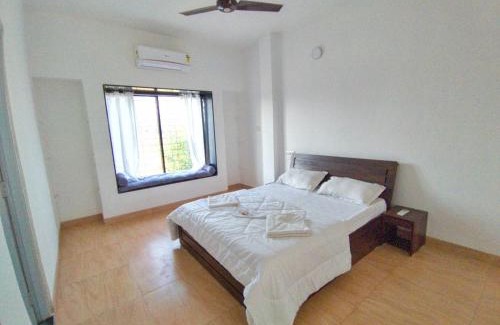 Lonavala Villa | ll EMPYREAN STAY ll SUNFLOWER VILLA ll 3BHK ll AC ll PVT POOL ll FREE WIFI ll