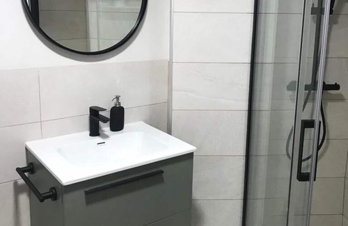 Llivia Apartment | Llivia XI - One Bedroom Apartment, Sleeps 4