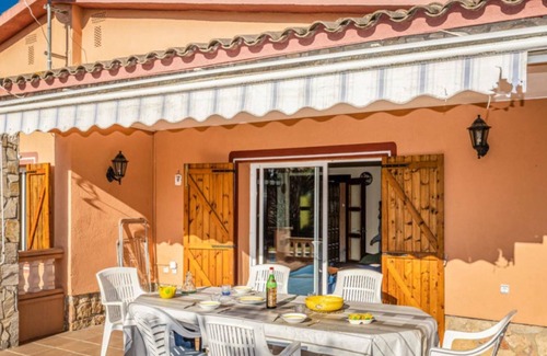 Caldes de Malavella Villa | Lloret Holiday Rental Villa Can Carbonell