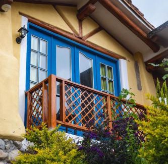 Isinlivi Hotel | Llullu Llama Mountain Lodge