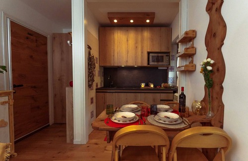 Aprica Apartment | Lo Scoiattolo - Studio Apartment, Sleeps 4