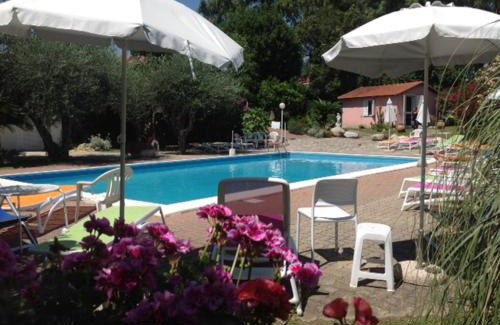Loano Apartment | Loano Apartment Pool & Garden