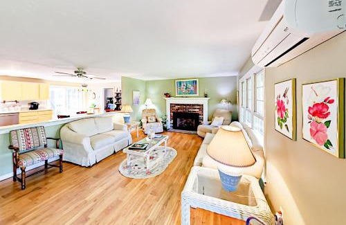 Barnstable House | Lobster Rock Retreat
