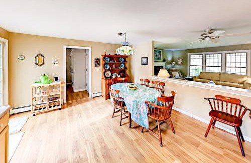 Barnstable House | Lobster Rock Retreat