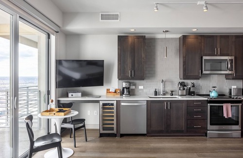 Uptown Apartment | Locale Victory Park - Dallas