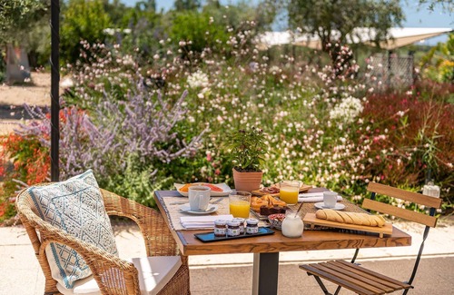 Santa Margherita di Pula Apartment | Locanda Della Meridiana - Erica