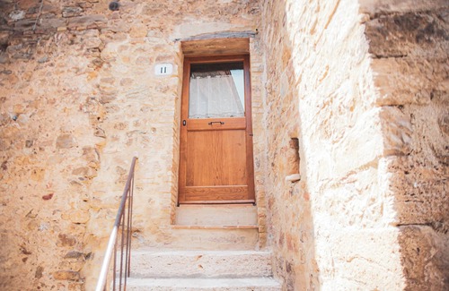 San Quirico d'Orcia Apartment | Locanda In Piazzetta