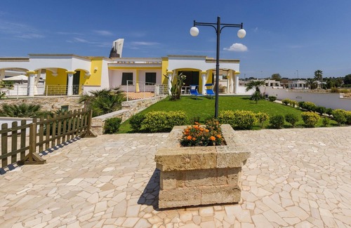 Marina di Pescoluse Villa | Located about 200 meters from the enchanting beaches of Pescoluse.