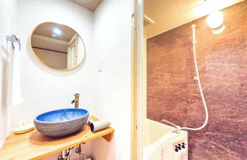 Higashiyama Apartment | located in historical Gion,1-minute walk subway.