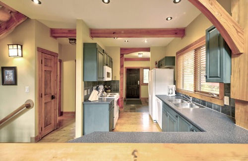Golden Cottage | Located in the best ski-in, ski-out neighborhood at KHMR, skiers paradise
