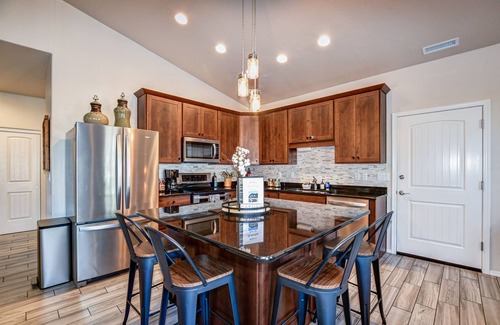 Prescott House | Located in the heart of Prescott just blocks away from Historic downtown square.