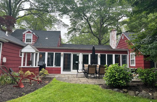 Southold House | Located in the heart of wine country/BEACHES/shops.