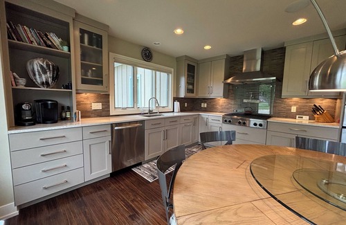 Thompsonville House | Located on Crystal Mountain Betsie Valley #8 Green