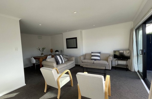 Merivale Apartment | Location, Location - Merivale Apartment