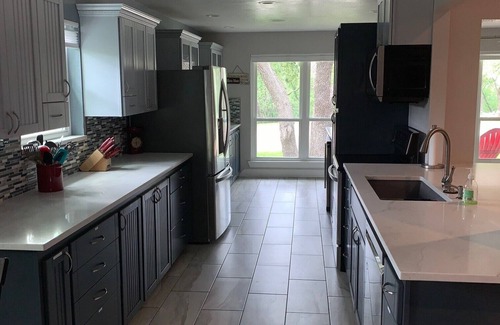 Round Rock House | LOCATION- LOCATION- LOCATION- CLEAN 10 Min Walk to DR Round Rock. Austin in 20.