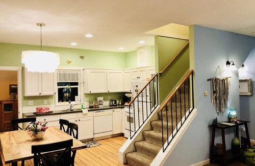 Lincoln Beach House | Location,Location!. Fido and Family friendly, Hot Tub, Fireplace,Gameroom,King