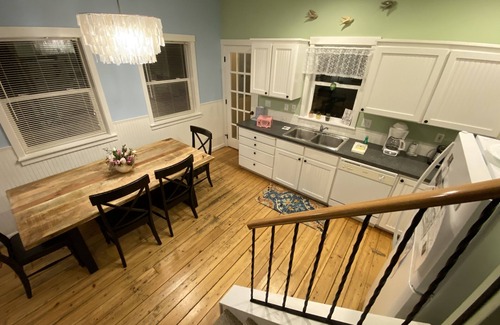 Lincoln Beach House | Location,Location!. Fido and Family friendly, Hot Tub, Fireplace,Gameroom,King