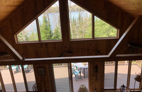 Phelps House | Location! Stunning Northwoods Lake House; make family vacation memories here!