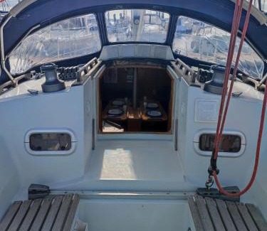 Berven Boat Rental | Location Unique : Le Bateau d'Antoine à Roscoff