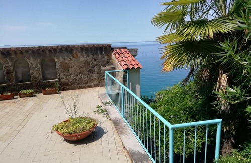 Altipiano Ovest House | Locazione Turistica Sul Mare Strada Costiera 244, Trieste