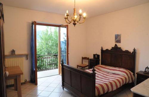 Roccabruna Apartment | Locazione turistica aquila bianca