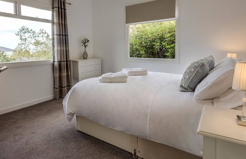 Garve House | Loch Broom Chalets