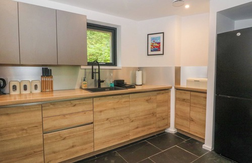 Glenfinnan Cottage | Loch Tro Chraobhan