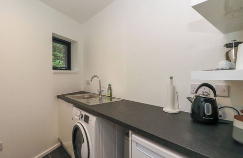 Glenfinnan Cottage | Loch Tro Chraobhan