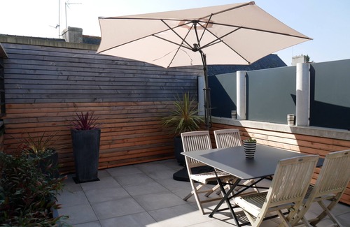 Loctudy Apartment | Loctudy Contemporary apartment with terrace, town center, 100 m from the sea