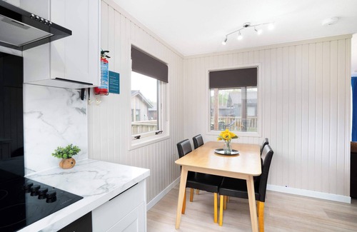 Kilmun Apartment | Lodge-3BR - Hot Tub - Hunters Quay