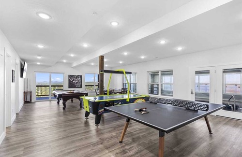 Kimberling City Cabin | Lodge ∙ 14 bedrooms ∙ 58 guests