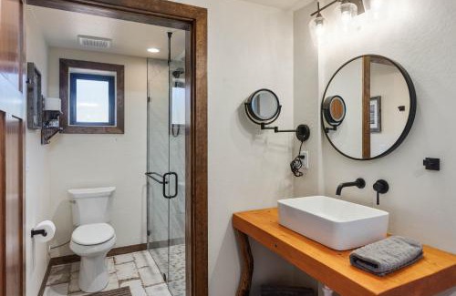 Pine Hotel | Lodge at 5600