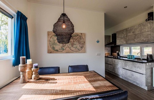 Beekbergen-Zuid Ski Chalet | ✓ Lodge at Recreatiepark Beekbergen ✓ Holiday home for 4 persons ✓ Located in Beekbergen (Gelderland) ✓ Holiday park on the Veluwe ✓ Book directly through the park