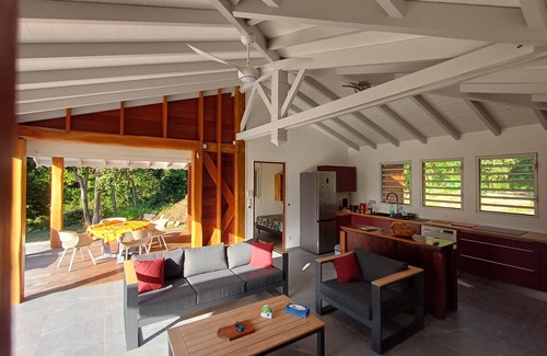 Deshaies Villa | Lodge Belle Nature, Piscine Privée,grand Jardin. 900m de la Plage de Grande Anse