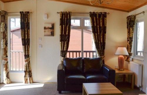 Dinnet House | Lodge F- Uk33092