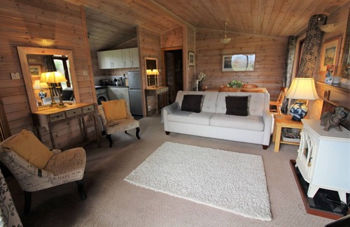 Romney Marsh Cottage | Lodge in Appledore near Camber Sands Beach