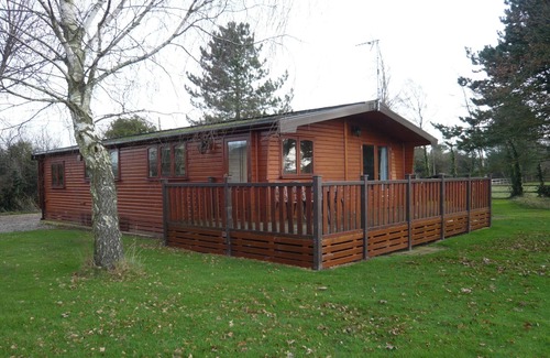 Romney Marsh Cottage | Lodge in Appledore near Camber Sands Beach