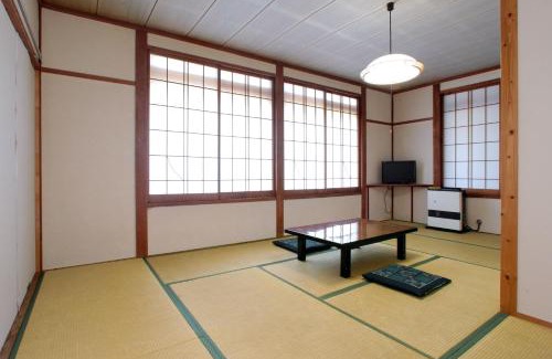 Kitaazumi-gun House | Lodge Shosen