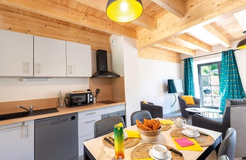 Villeneuve House | Lodging 2/4 persons - Domaine de Coulagnettes