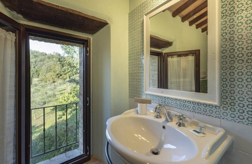 Simignano Apartment | Lodging in Casole Elsa,Siena,pool,Wi-Fi,terrace,barbecue,family friendly,sleep 6
